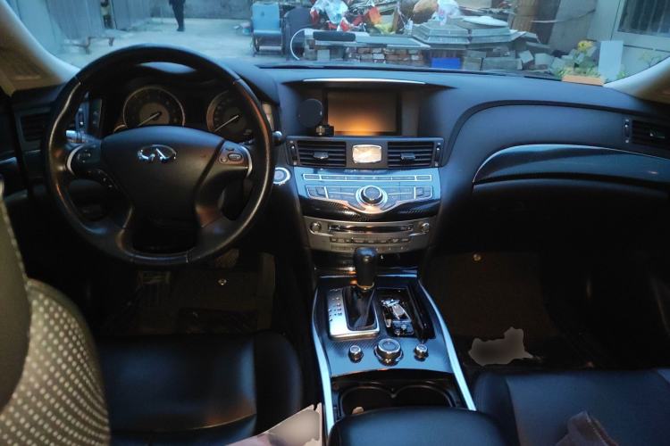 Used Infiniti Q70 2017 Q70L 2.5L Elite Edition
