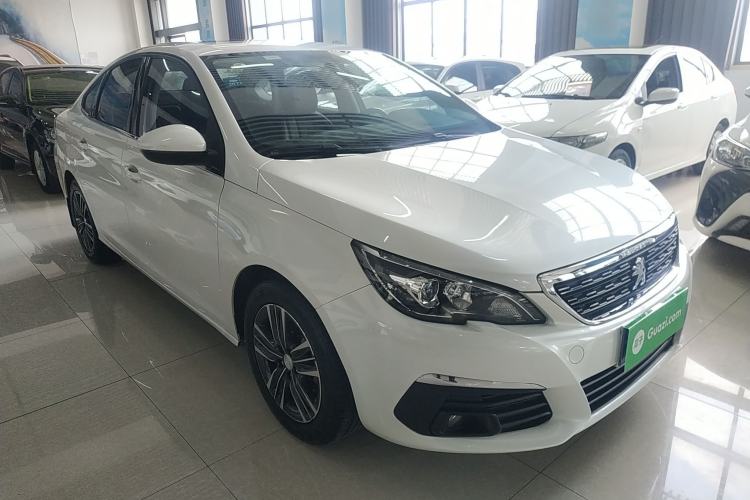 Used Peugeot 308 2018 1.6L Automatic Luxury Edition Front Right 45 Deg