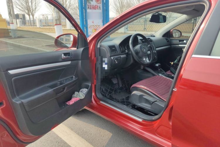 Used Volkswagen Sagitar 2010 1.4 TSI Automatic Luxury Model