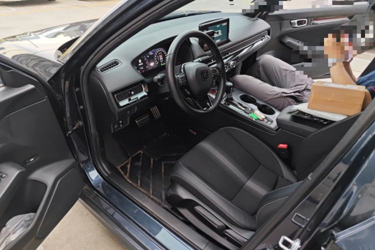 Used Honda Civic 2022 240TURBO CVT Dynamic Edition Driver Seat