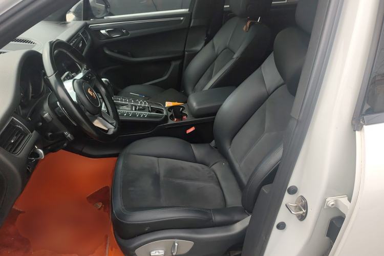 Used Porsche Macan 2017 Macan 2.0T Left Front Seat