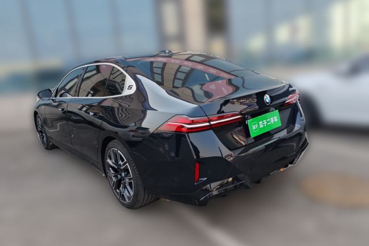 Used BMW 5 Series 2024 530Li Luxury Edition M Sport Package
