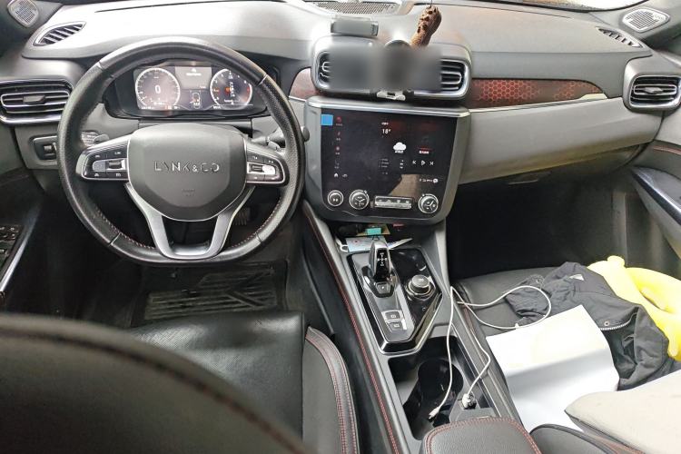 Used Lynk & Co 03 2018 1.5TD DCT JingPro Edition China V Standard Center Console