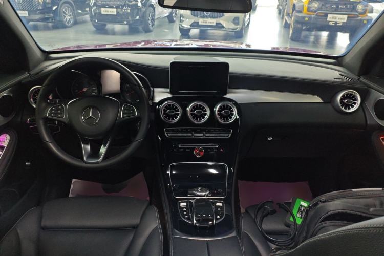 Used Mercedes-Benz GLC 2019 GLC 200 L 4MATIC
