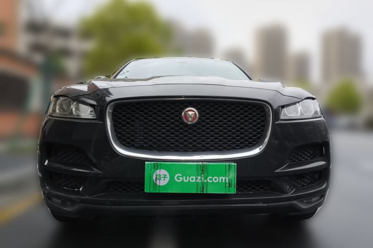 Used Jaguar F-PACE 2016 2.0T Two-Wheel Drive Urban Luxury Edition Front