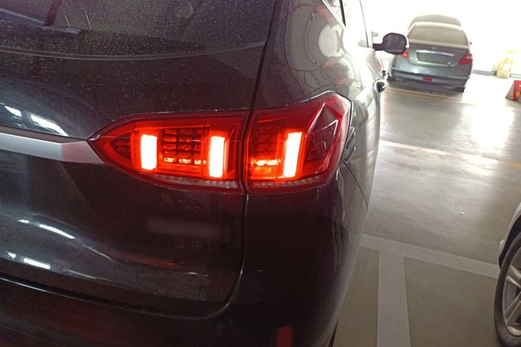 Used Wey VV6 2021 2.0T Two-Wheel Drive Smart Plus