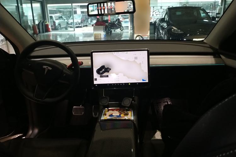 Used Tesla Model Y 2024 Rear-Wheel-Drive Version
