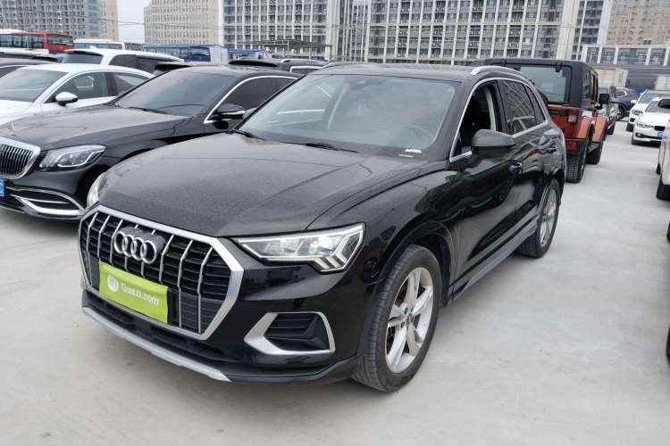 Used Audi Q3 2019 35 TFSI Fashionable and Elegant Model
