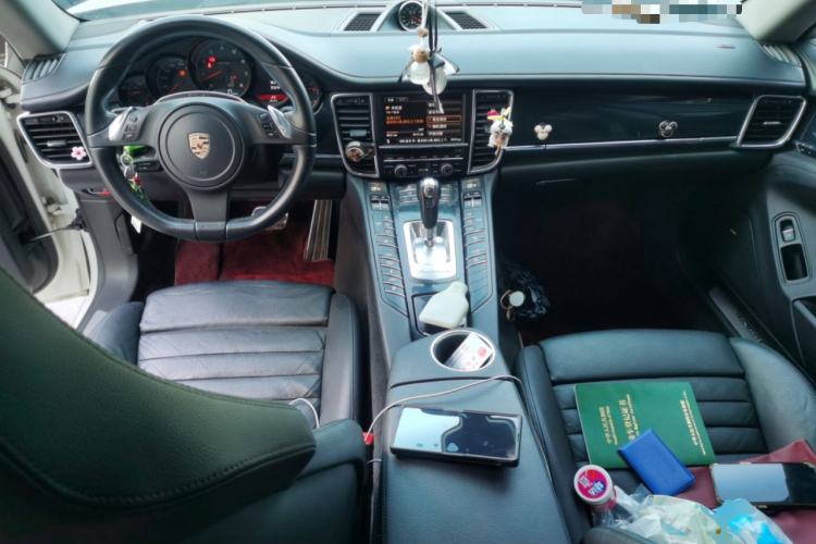 Used Porsche Panamera 2010 Panamera 3.6L Center Console