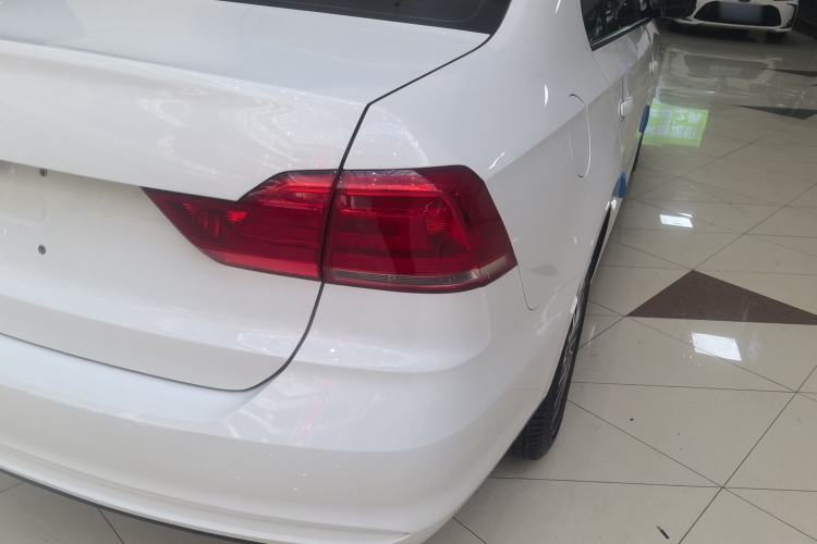 Used Volkswagen Santana 2019 1.5L Automatic Fashion Edition China VI Right Rear Taillight