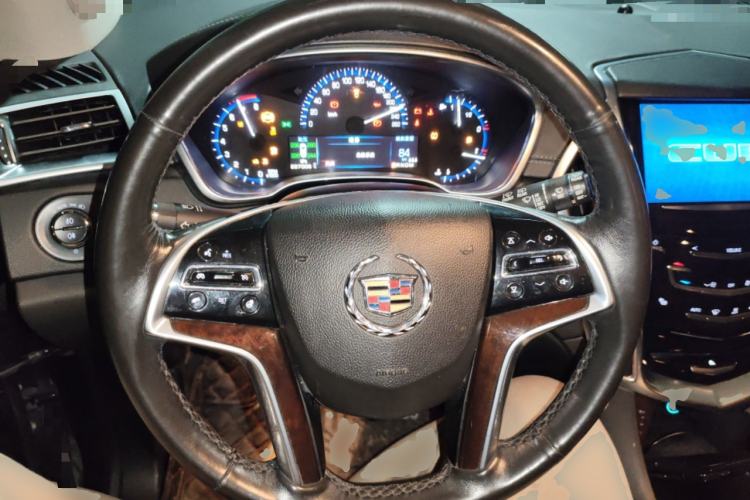 Used Cadillac SRX 2014 3.0L Leading Model