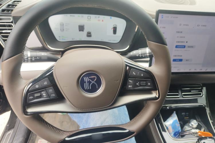 Used BYD Han 2025 DM-i 125KM Elite Model Steering Wheel