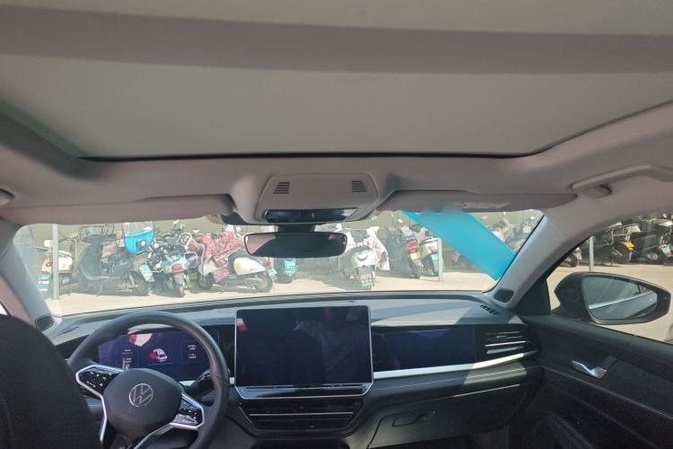 Used Volkswagen Passat 2025 Pro 380TSI Dragon Supreme Edition Headliner