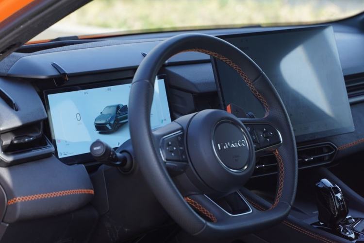 Used Lynk & Co 03 2025 2.0TD DCT Champion Edition Pro Steering Wheel