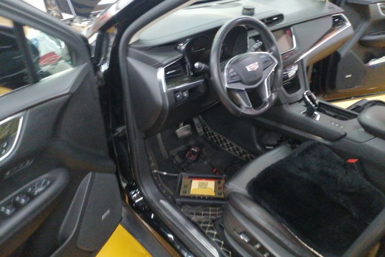 Used Cadillac XT5 2017 Anniversary Edition 28T Four-Wheel Drive Luxury Model