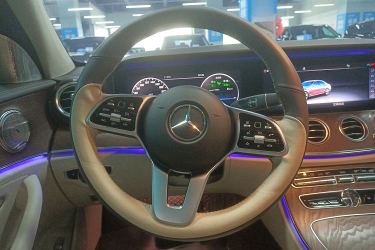 Used Mercedes-Benz E-Class 2020 Facelift E 260 L
