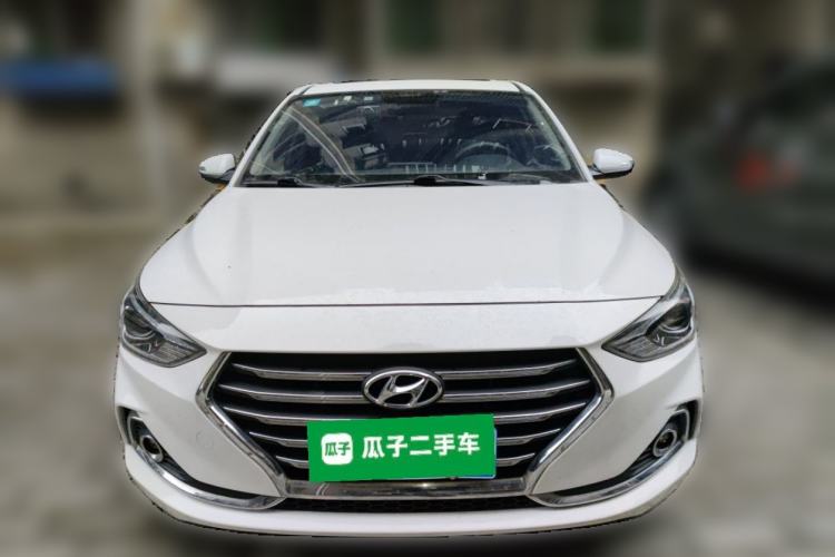 Used Hyundai Celesta 2017 1.6L Manual Joyful Edition DLX
