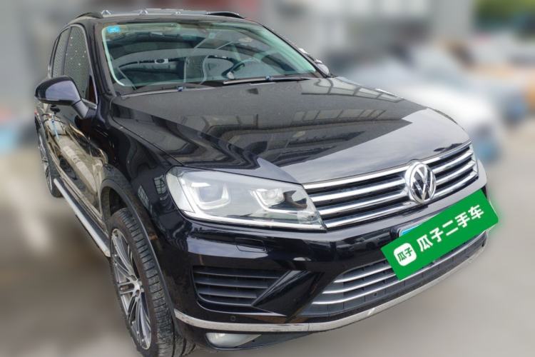 Used Volkswagen Touareg 2017 3.0 TSI Touareg Edition Front Right 45 Deg