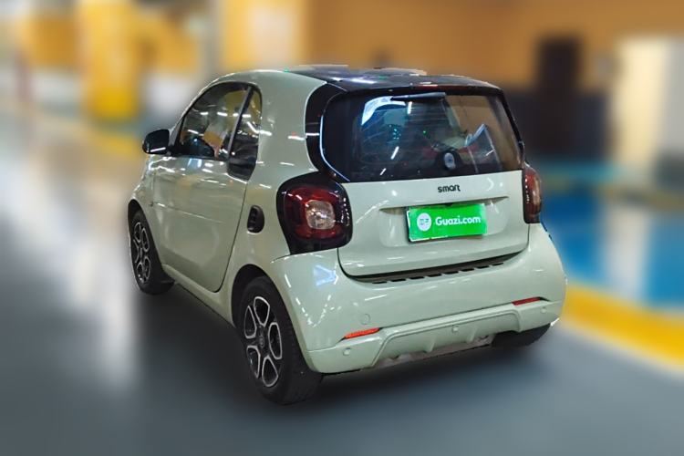 Used smart fortwo 2018 0.9T 66 kW Hardtop Sharp Edition China V Exterior 3