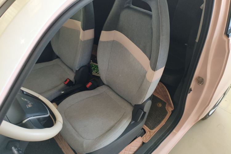 Used Wuling Hongguang MINIEV 2022 Macaron Premium Model – Lithium Iron Phosphate Left Front Seat