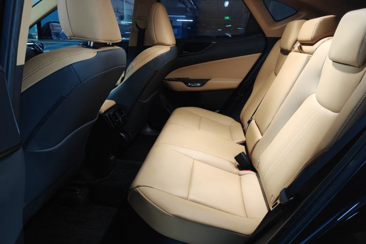 Used Lexus NX 2022 350h Front-Wheel-Drive Innovation Edition
