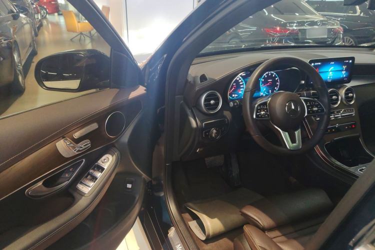 Used Mercedes-Benz GLC 2021 GLC 260 L 4MATIC Luxury Model
