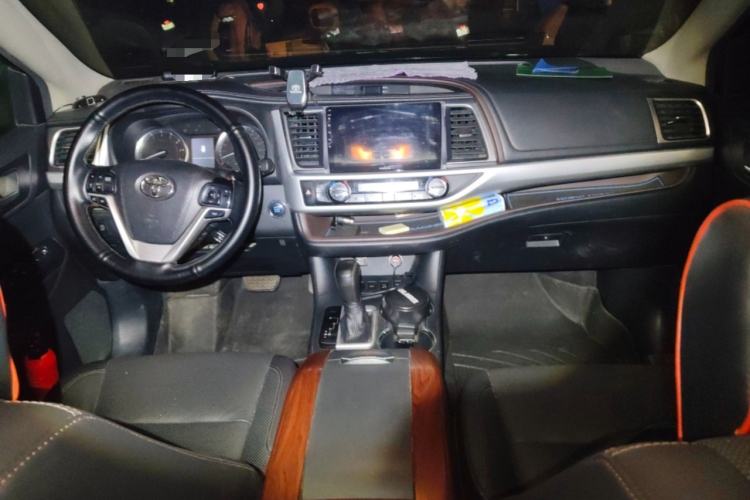 Used Toyota Highlander 2015 2.0T Four-Wheel Drive Luxury Edition 7-Seater
