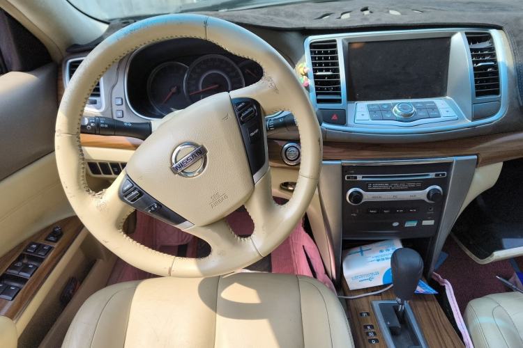 Used Nissan Teana 2011 2.5L XL Glory Edition Center Console