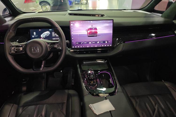 Used Zeekr 009 2024 Six-Seat Executive Version 4WD 108 kWh