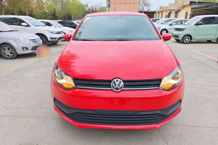 Used Volkswagen Polo 2014 1.4L Manual Fashion Edition Front