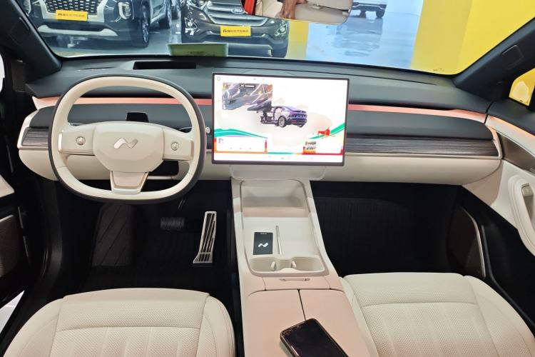 Used ONVO L60 2024 60 kWh Rear-Drive Version
