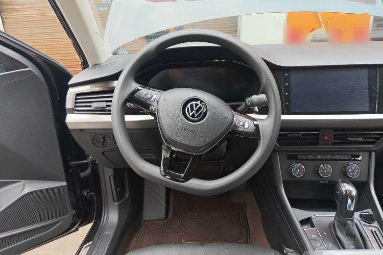 Used Volkswagen Lavida 2022 1.5L Automatic Comfort Edition Steering Wheel
