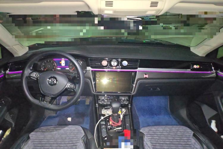 Used Volkswagen Phideon 2019 380TSI Two-Wheel Drive Business Edition China VI Standard
