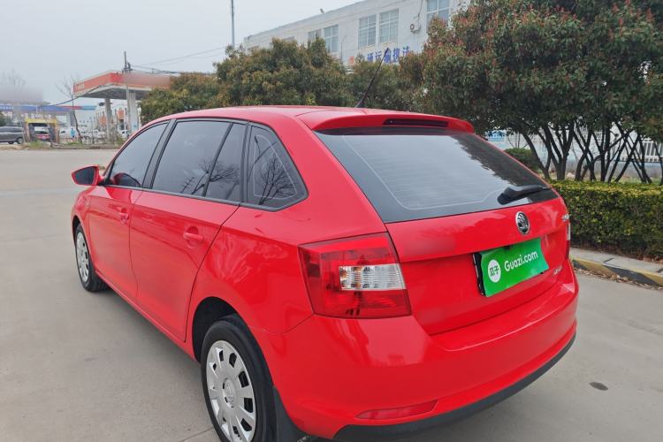 Used Skoda Rapid Spaceback 2016 Revised Version 1.6L Manual Front-Drive Edition
