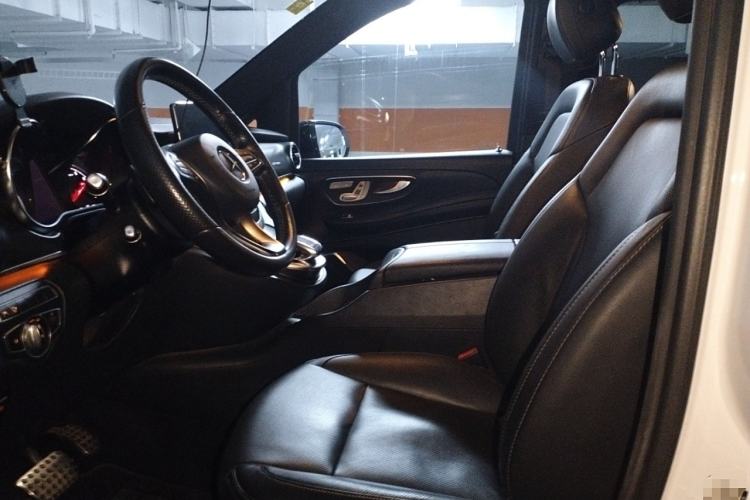 Used Mercedes-Benz V-Class 2018 V 260 AMG Sport Edition China V Emission Standard
