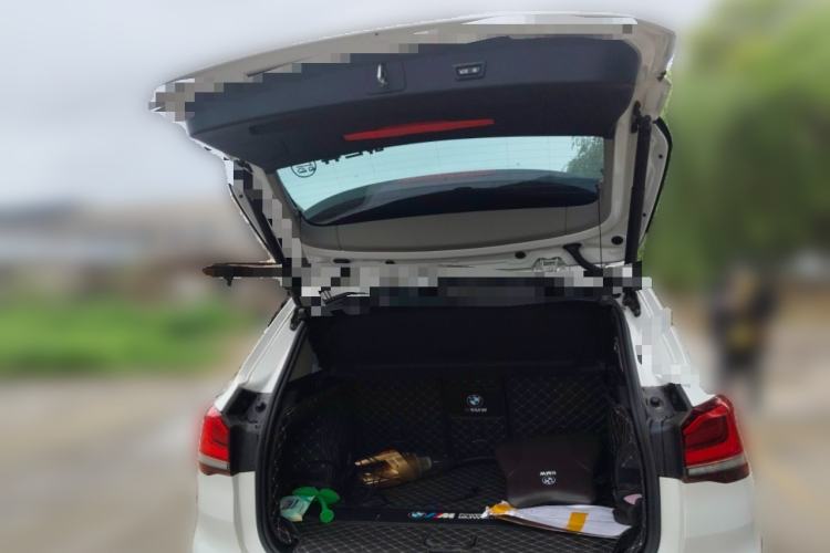 Used BMW X1 2022 sDrive25Li Leading Model Trunk