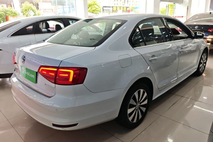 Used Volkswagen Sagitar 2017 230TSI Automatic Comfort Version Rear Right 45 Deg