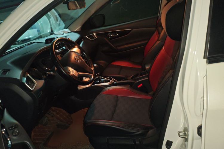 Used Nissan Qashqai 2016 2.0L CVT Luxury Edition Left Front Seat