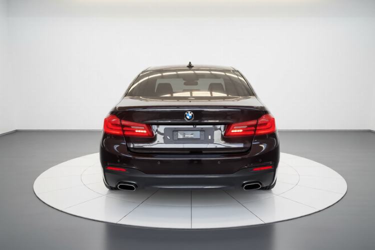 Used BMW 5 Series 2018 Restyled 530Li Leading Edition M Sport Package