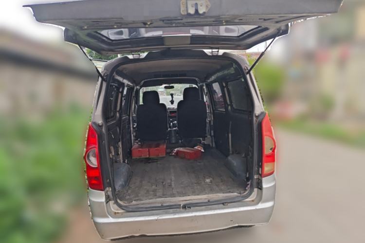 Used BAIC Weiwang 306 2013 1.2L Value Edition Basic CNG 7-seater A12 China IV Trunk