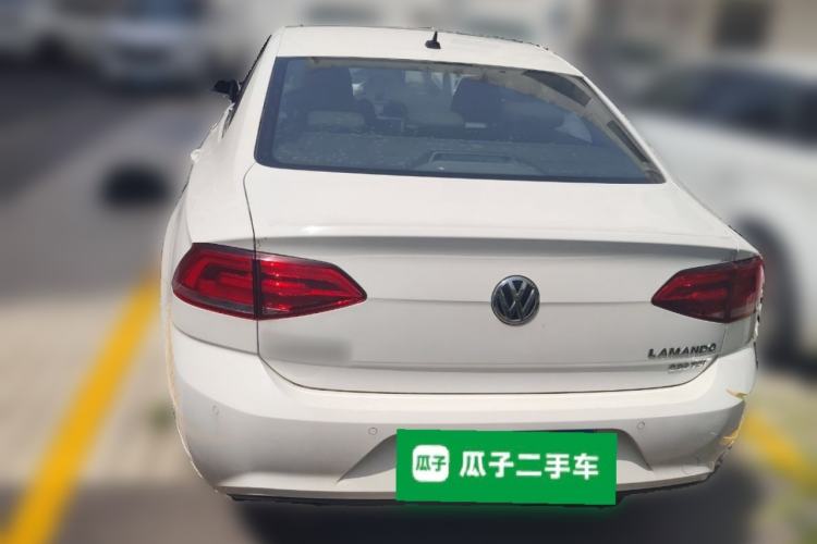 Used Volkswagen Lamando 2017 230TSI DSG Fashion Edition