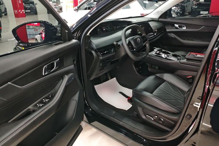 Used Changan UNI-K iDD 2023 Zhidian iDD 1.5T 135km Smart & Fun Model