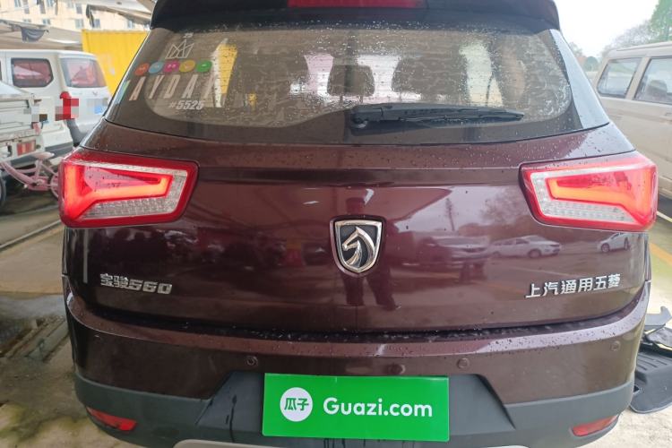 Used Baojun 560 2015 1.8L manual luxury version Rear