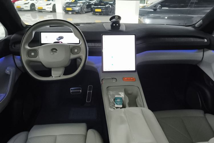 Used Nio EC7 2023 100kWh First Edition Center Console