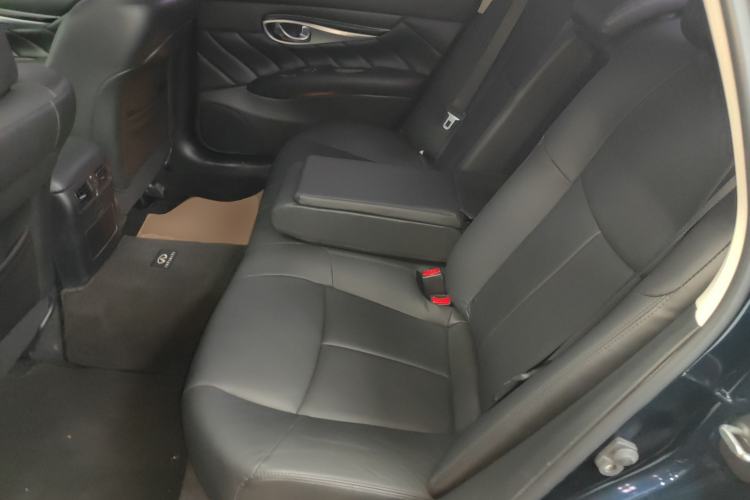 Used Infiniti Q70 2017 Q70L 2.5L Elite Edition