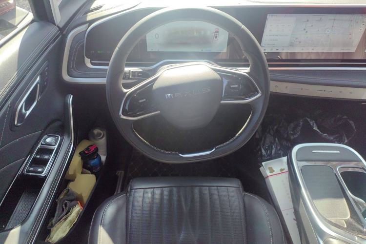 Used SAIC MAXUS G90 2022 2.0T Xingyun Seven-Seater Version
