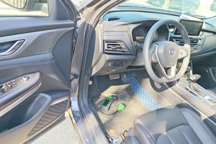 Used CHANGAN CS75 2022 Blue Whale Edition 1.5T DCT Prestige Model
