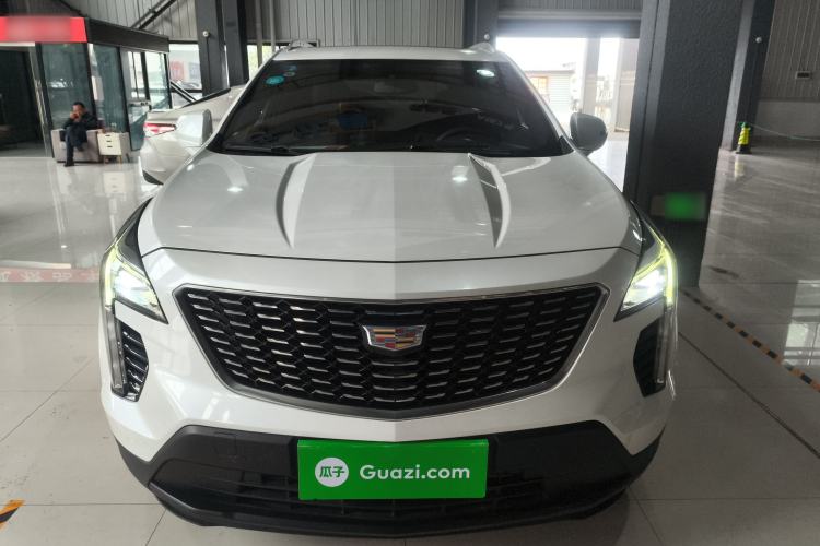 Used Cadillac XT4 2018 28T Two-Wheel Drive Tech Version