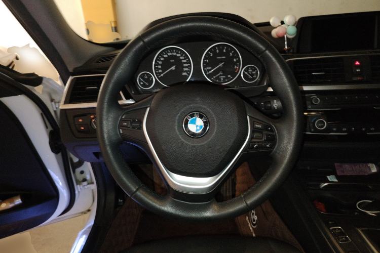 Used BMW 3 Series 2017 318i Fashion Model