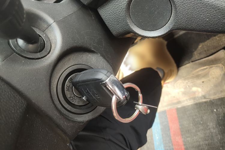 Used Baojun 310 2016 1.2L Manual Luxury Model Interior 1